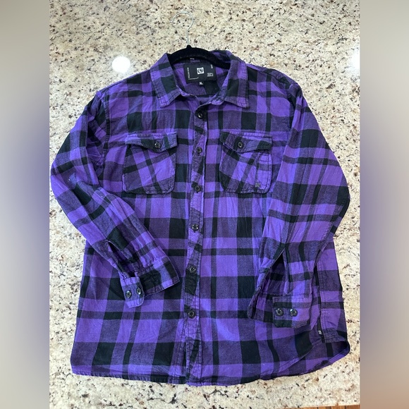 GUC Ocean Current Flannel Purple Black Long Sleeve Size XL Juniors - Picture 1 of 7